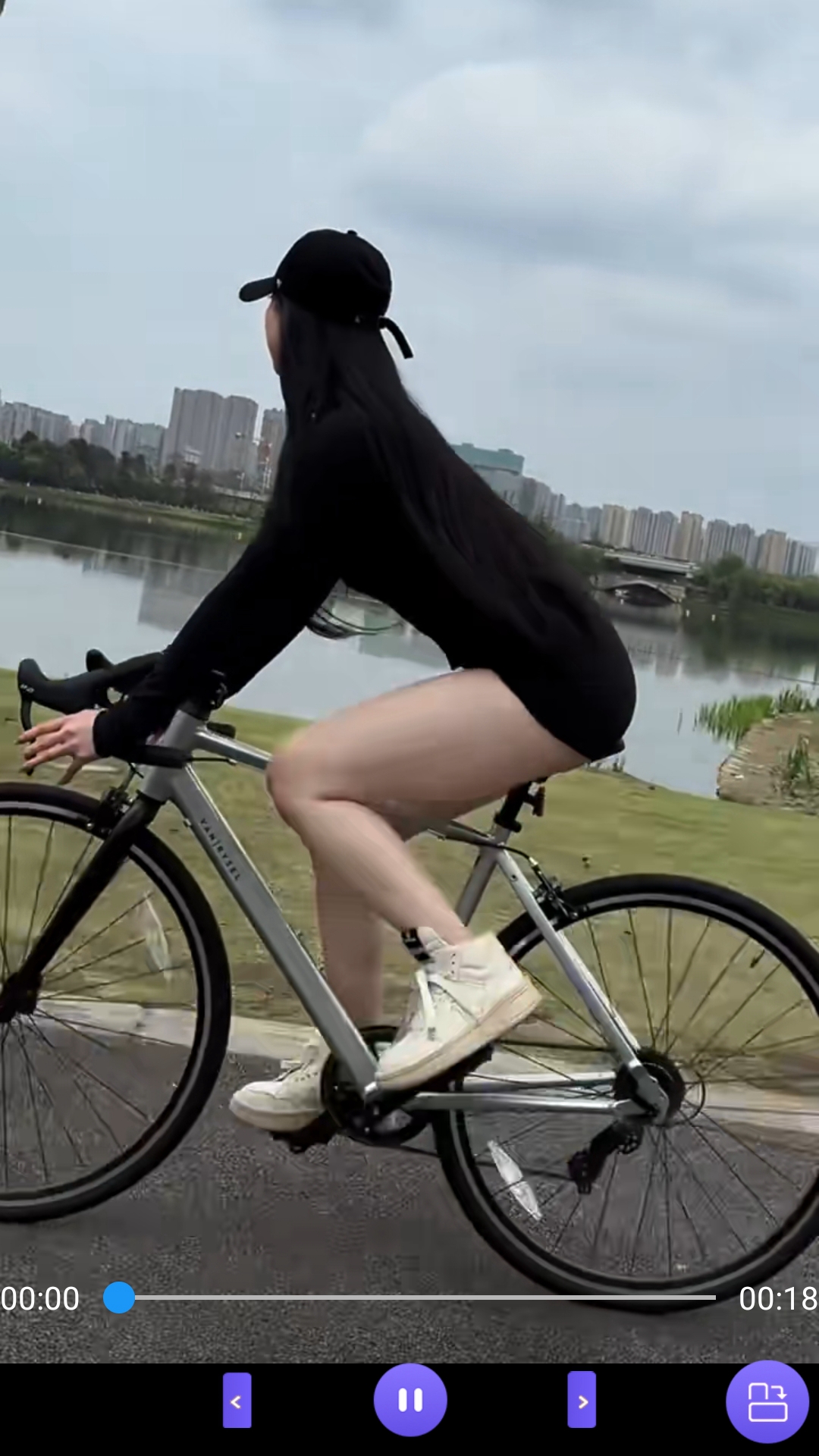感情最残忍的事莫过于一开始截图